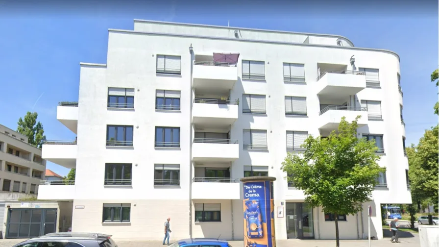 Hausansicht von Süden - Wohnung kaufen in München - Hochwertige 3-Zimmer-Wohnung  mit Tiefgaragenstellplatz inzentraler Lage von München - Obergiesing