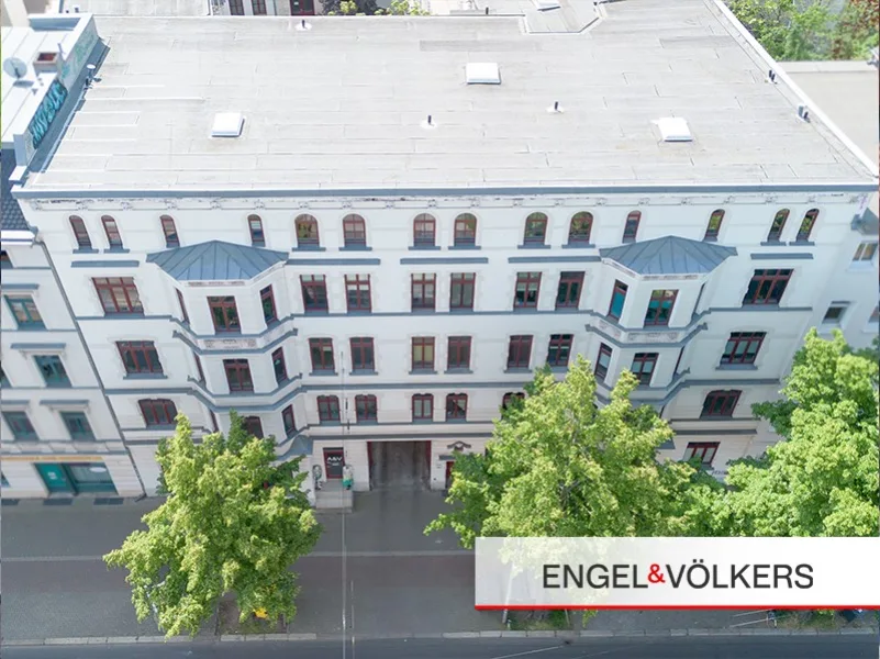 Hausansicht - Wohnung kaufen in Magdeburg - Vermietete und gepflegte Etagenwohnung zu verkaufen