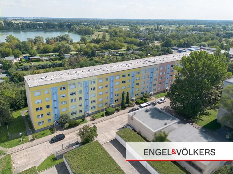  - Wohnung kaufen in Magdeburg - 2- Raum Wohnung mit Balkon am Salbker See