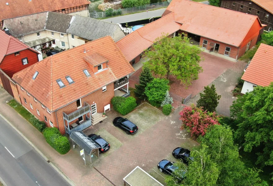 Außenansicht Mehrfamilienhaus