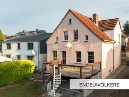  - Haus kaufen in Sülzetal / Langenweddingen - Charmantes Einfamilienhaus mit Historie und moderner Ausstattung