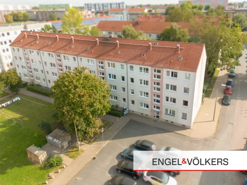  - Wohnung mieten in Magdeburg - 3-Raumwohnung mit französischen Balkon