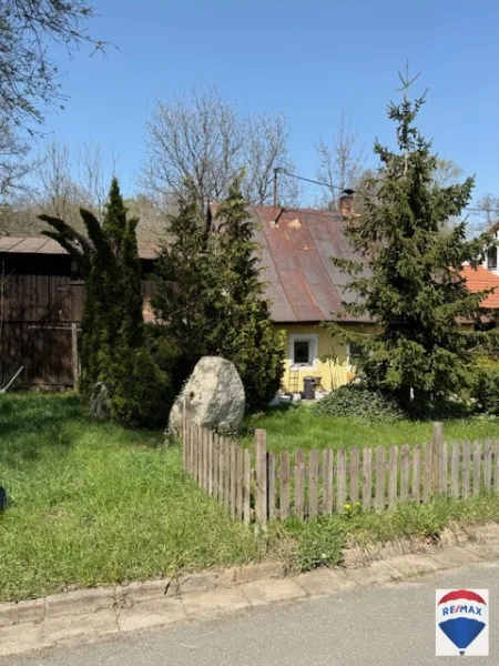 Haus mit Vorgarten - Haus kaufen in Nagel - Günstiges Haus mit einem Grundstück im Grünen