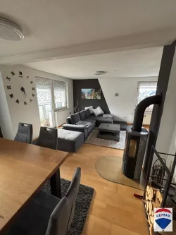 Wohnzimmer - Wohnung mieten in Naila - Moderne 3-Zimmer-Wohnung mit Balkon - Ihr neues Zuhause zum Wohlfühlen!