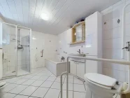 Badezimmer EG Altbau