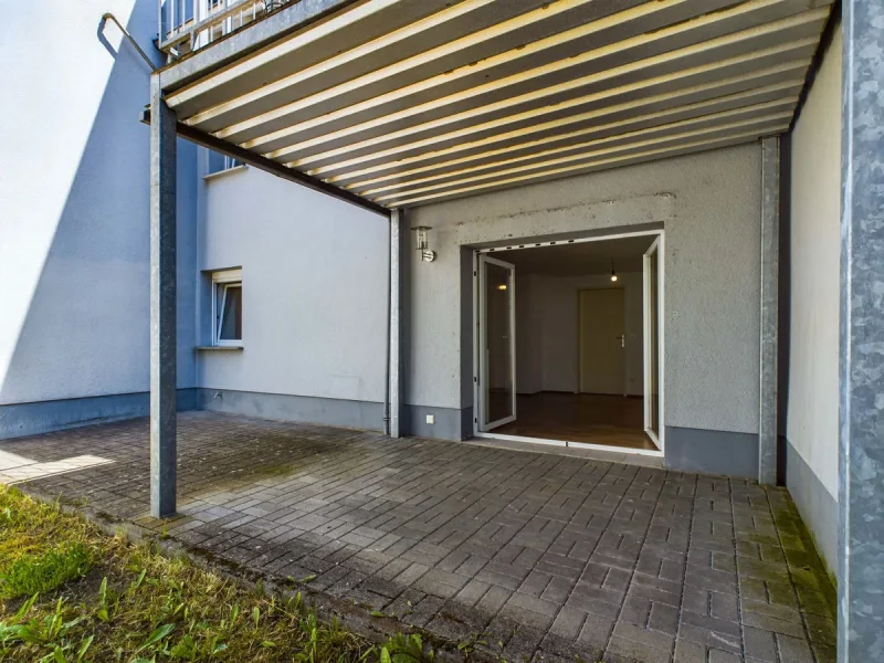 Attraktive Erdgeschosswohnung mit Garten in Saarlouis-Lisdorf - Terrasse EG