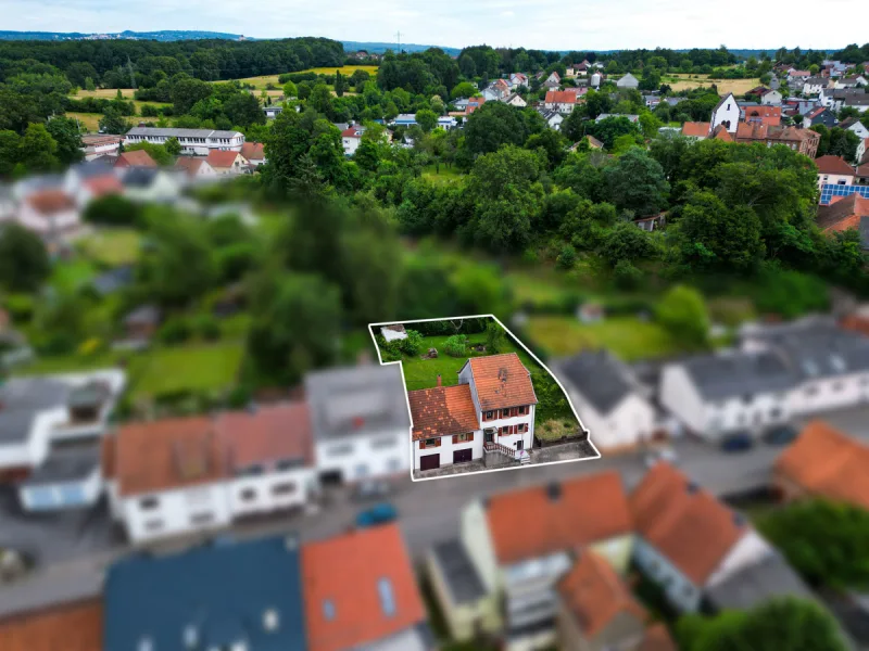 Geräumiges Einfamilienhaus mit Potenzial in Bexbach