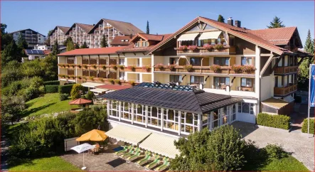 Südansicht - Gastgewerbe/Hotel kaufen in Oy-Mittelberg - Traumhaft gelegenes 4*Hotel im Allgäu! In Panorama-Aussichtslage!