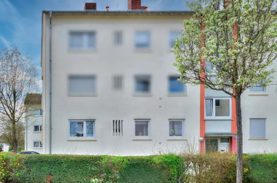  - Wohnung kaufen in Ludwigshafen - Attraktive 4-Zimmer-Wohnung mit Parkplatz