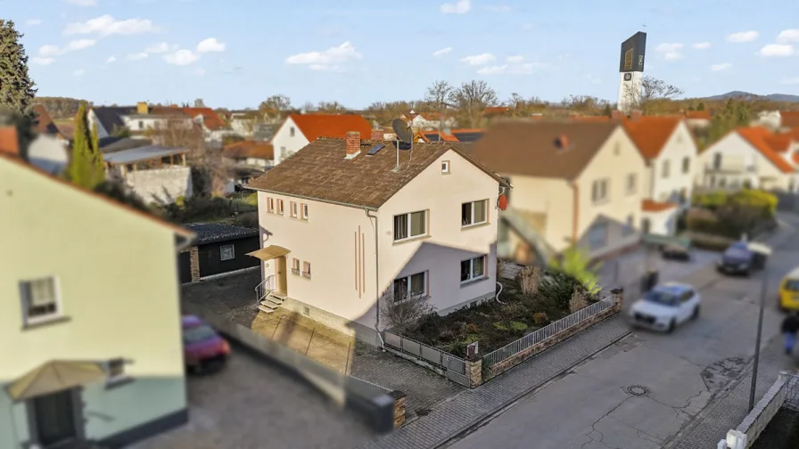 Drohne 1 - Haus kaufen in Bürstadt / Bobstadt - Soviel Potenzial zur Auswahl! 1FH mit  2 Wohnungen...