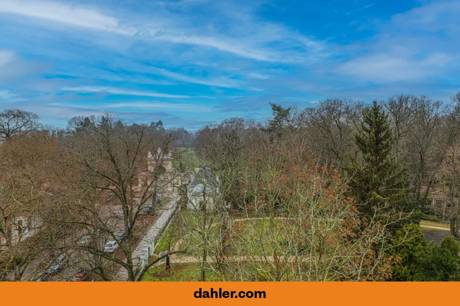 4bf229b4-50d0-4519-9402-91b143dc2176 - Wohnung kaufen in Berlin / Pankow - Modernisierte Dachgeschosswohnung mit atemberaubendem Blick in den Bürgerpark