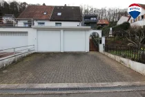 Außenansicht/ Garage