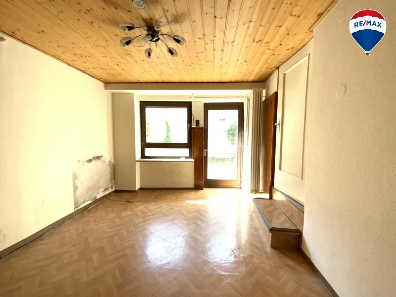 EG Zimmer zum Hof