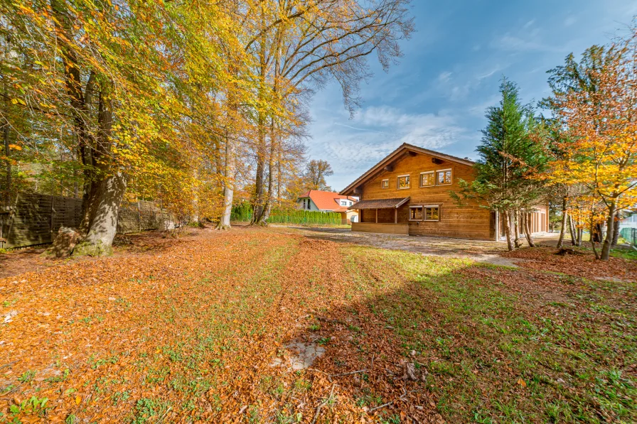 REM_55_web - Haus kaufen in Icking - TOP-Blockhaus für Holzliebhaber in hochwertiger Bio-Qualität