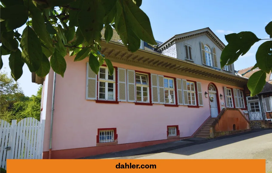 Außenansicht - B3 - Haus mieten in Niddatal / Assenheim - Das Amalienschlösschen: Eleganz und historische Pracht in der Wetterau