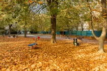 Toller Spielplatz direkt um die Ecke