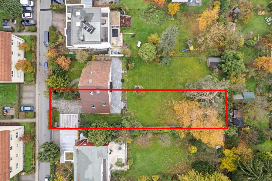 Hier skizziert die rechte Teilfläche mit ca. 781 m² Grundstücksfläche