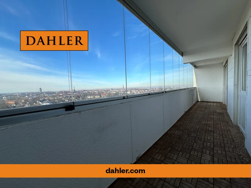 Balkon - Wohnung kaufen in Augsburg - Helle Wohnung mit tollem Ausblick in Augsburg - Herrenbach