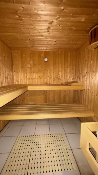 Sauna im Kellerbereich