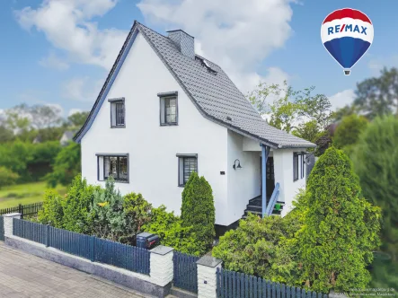 Südostansicht - Haus kaufen in Schönebeck (Elbe) - Familienoase in Schönebeck!