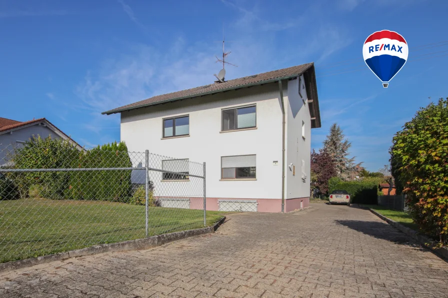 Außen - Haus kaufen in Küssaberg - Zweifamilienhaus mit Baugrundstück in Rheinheim