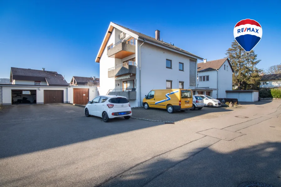 Titelbild - Wohnung kaufen in Lauchringen - Leerstehende 3,5-Zimmer Wohnung in ruhiger Lage in Lauchringen