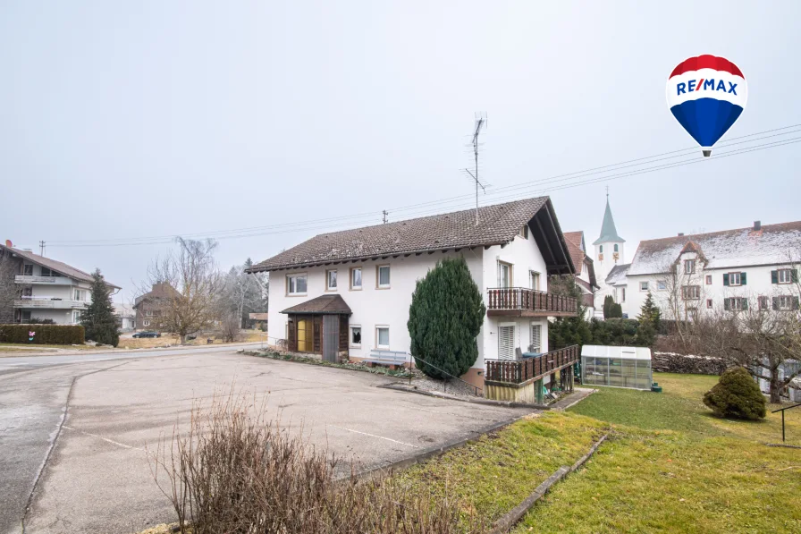 Branding - Haus kaufen in Ühlingen-Birkendorf - Großzügiges Einfamilienhaus in idyllischer Lage in Birkendorf