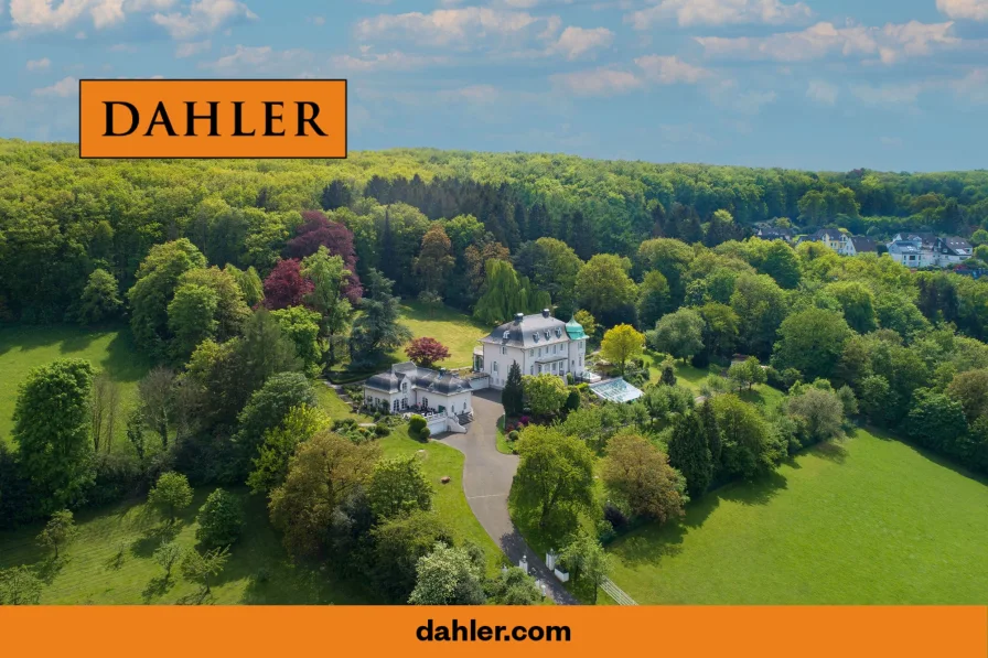  - Haus kaufen in Schwelm - Herrschaftliches Anwesen mit mehreren Nutzungsmöglichkeiten und atemberaubendem Ausblick