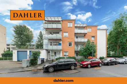  - Wohnung kaufen in Düsseldorf / Oberkassel - Gepflegte Etagenwohnung mit zwei Balkonen und Einzelgarage in zentraler Oberkasseler Lage