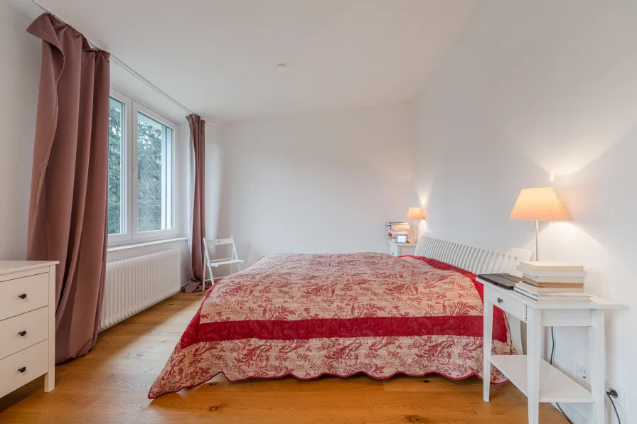 Großes Schlafzimmer 