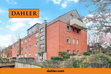  - Wohnung kaufen in Duisburg - Gut aufgeteilte 4-Zimmer Wohnung mit eigenem Garten Un TG-Stellplatz