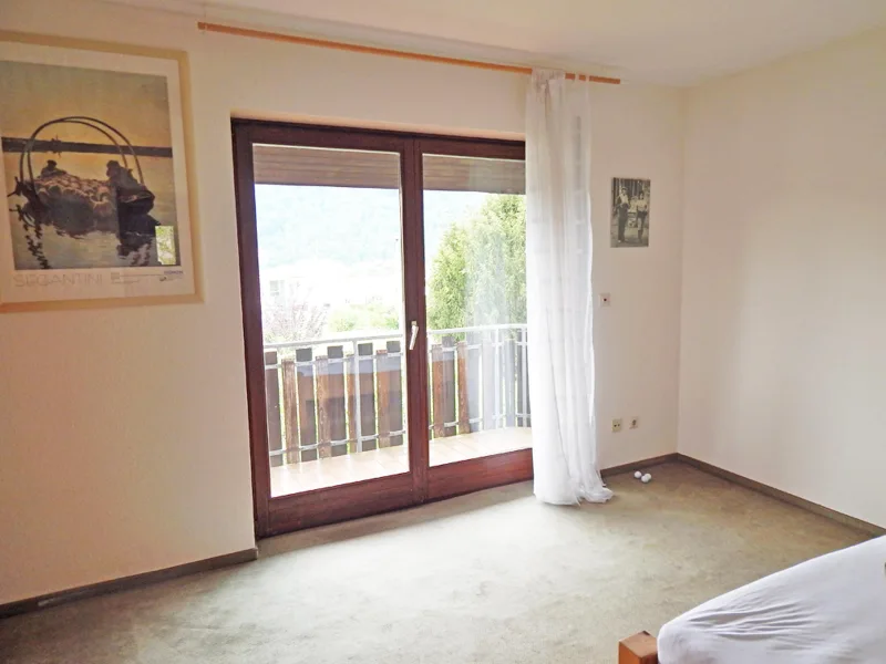 Schlafzimmer OG mit Balkon