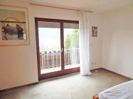 Schlafzimmer OG mit Balkon