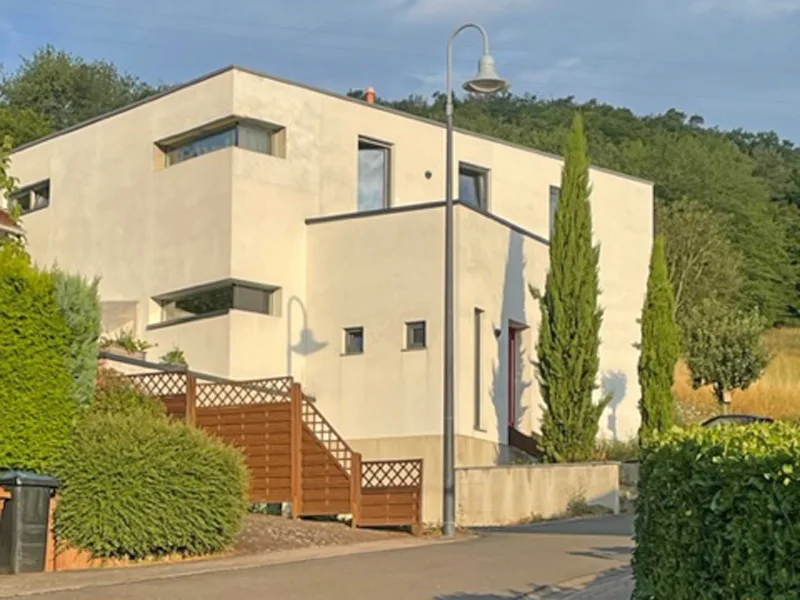 Tolle Lage - Haus kaufen in Altenbamberg - Moderner Bauhausstil (Ausbaustatus) in romantischer Lage von Altenbamberg