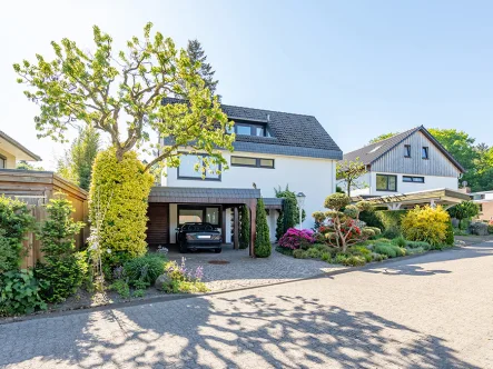  - Haus kaufen in Buxtehude - Charmantes Haus mit traumhaften Garten