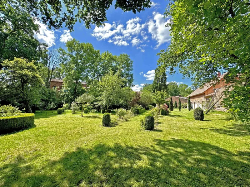 Weitläufiger Garten