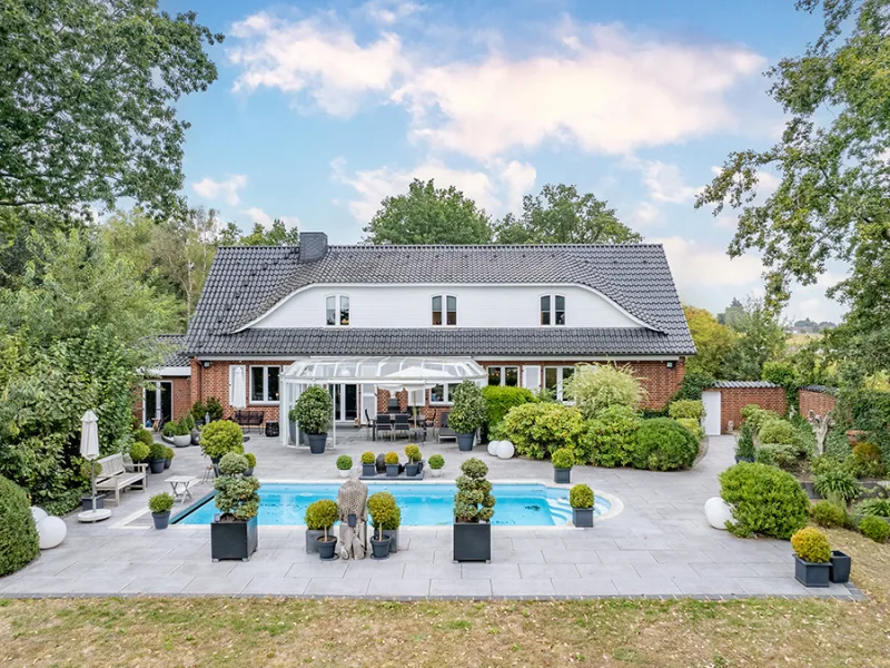  - Haus kaufen in Salzhausen - Traumhaftes Landhaus auf großem Grundstück in Bestlage von Salzhausen!