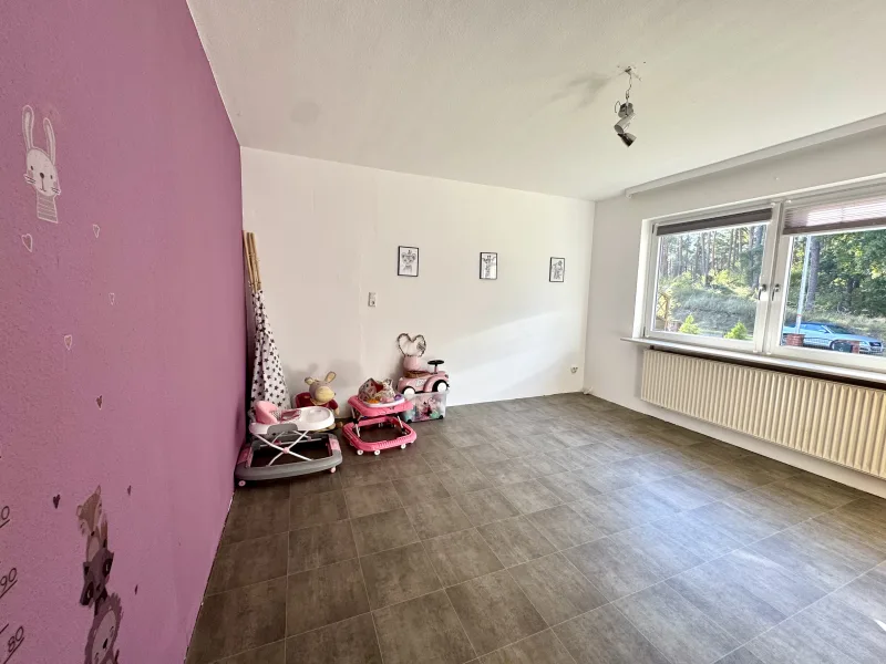 Großes Kinderzimmer