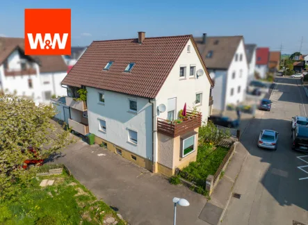 Aussenansicht  - Haus kaufen in Ludwigsburg / Poppenweiler - Mehrfamilienhaus mit drei Wohneinheiten in guter Lage