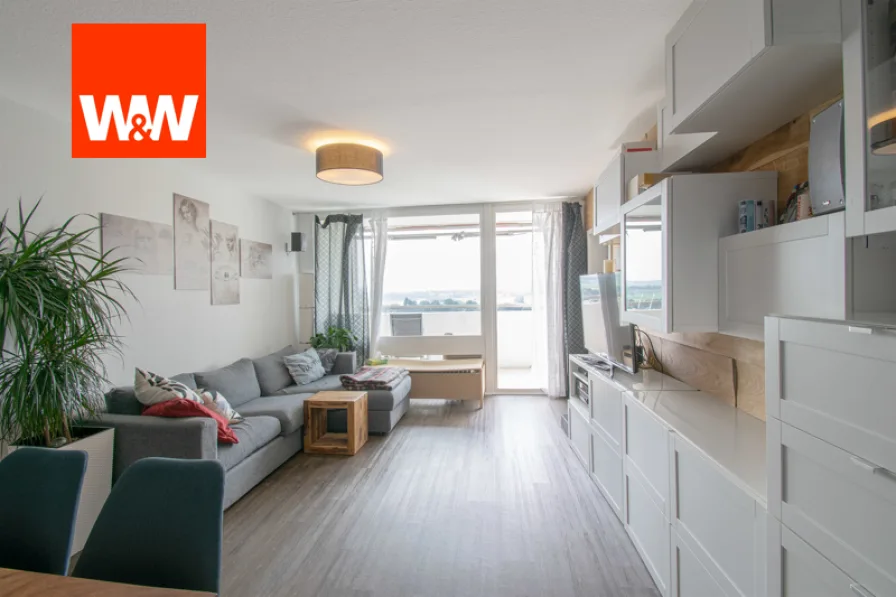Wohn-/Essbereich - Wohnung kaufen in Bietigheim-Bissingen - Praktische 4-Zimmer-Wohnung mit Ausblick und TG-Platz