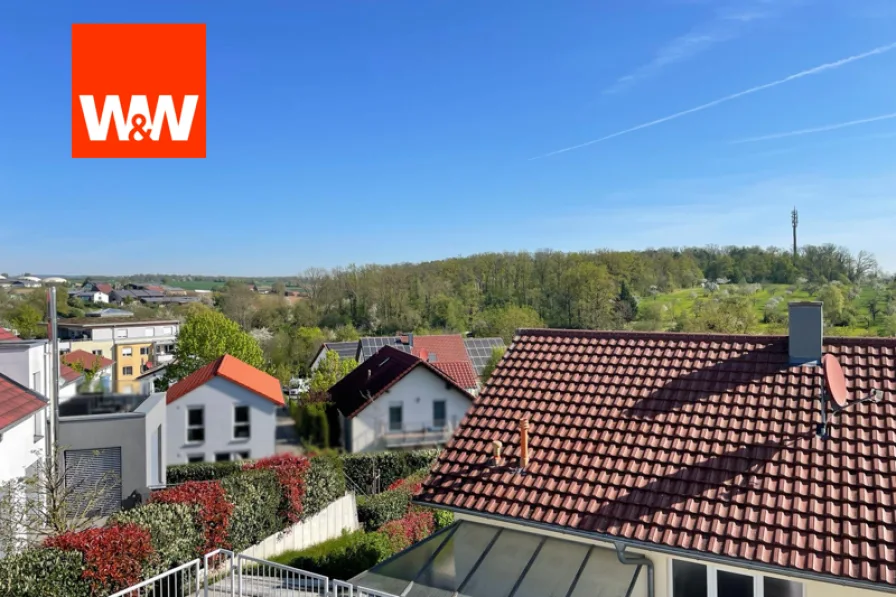 Aussicht Terrasse - Haus kaufen in Oberriexingen - Einziehen ohne viel Renovierungsstress - Schönes Doppelhaus in ruhiger und guter Lage