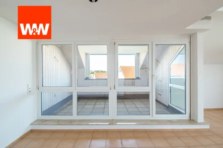 Loggia - Wohnung kaufen in Vaihingen an der Enz / Kleinglattbach - *RESERVIERT* Helle 84 qm Maisonette-Wohnung in kleiner Einheit. Hier müssen Sie nur noch einziehen!