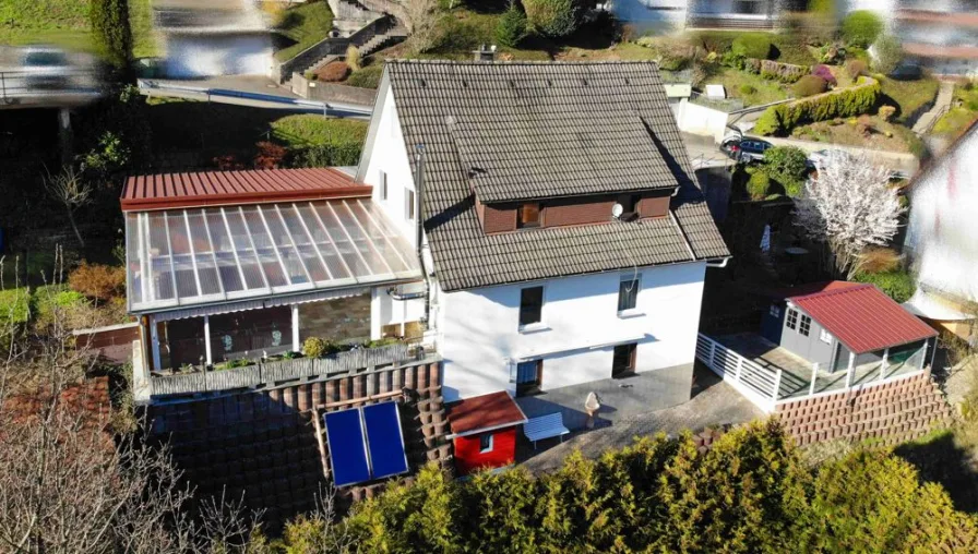  - Haus kaufen in Bad Peterstal-Griesbach - Schönes Einfamilienhaus / Zweifamilienhaus in sonniger Aussichtlage in Bad Peterstal !