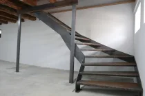 moderne Stahltreppe 