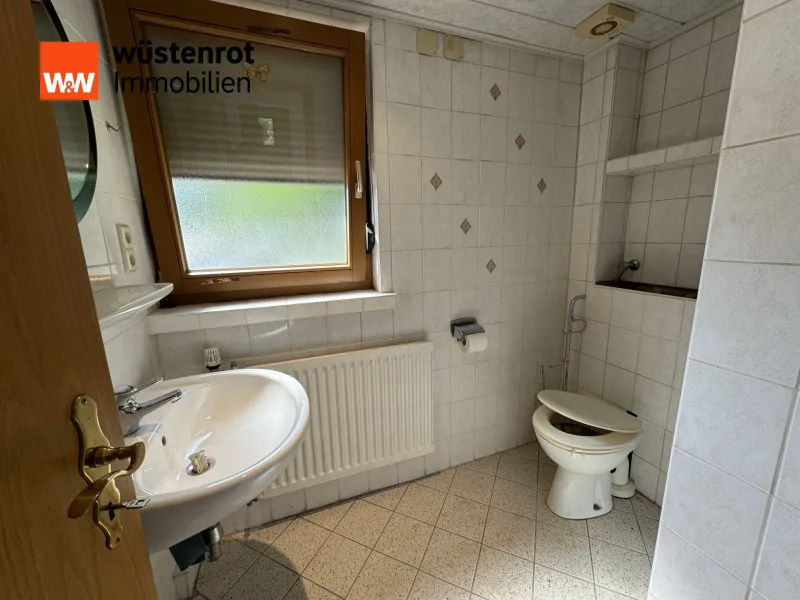 Bad / Toilette  2. OG