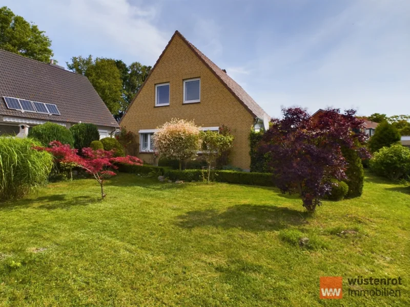 Ansicht - Haus kaufen in Oldenburg - Kleinod in Ostseenähe !!!