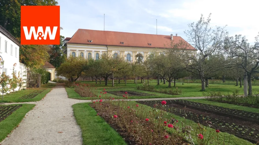 Dachauer Schloss mit Park - Haus kaufen in Dachau - Secret Sale in Dachau! Ideal z. Neubebauung von Mietwohnungen als Anlage. Mindestgebot 1,9 Mill.