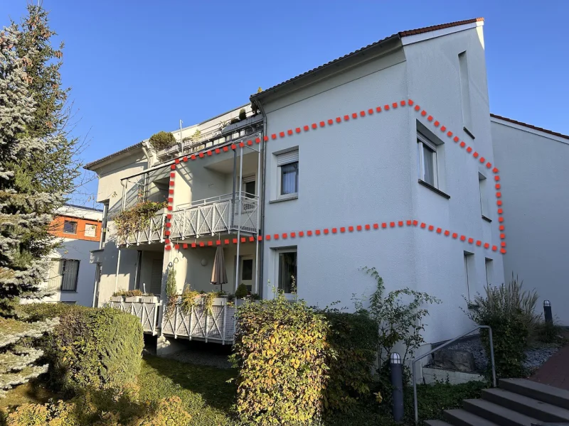 Hausansicht - Wohnung kaufen in Reutlingen - Attraktive Kapitalanlage oder Eigenheim: Wohnung in begehrter Lage!