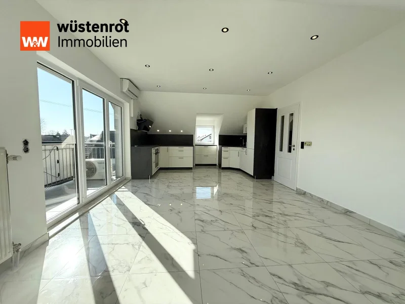  - Wohnung kaufen in Straubing - Penthouse-Feeling! Stylische 2,5-Zimmer-Wohnung mit Balkon, Dachterrasse & 2 Duplex-Stellplätzen