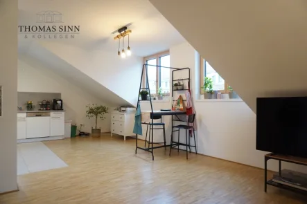 Wohn-/Esszimmer - Wohnung mieten in Heilbronn - 2 Zimmer Wohnung im sanierten Altbau - Charmant - Neuwertig - Zentral